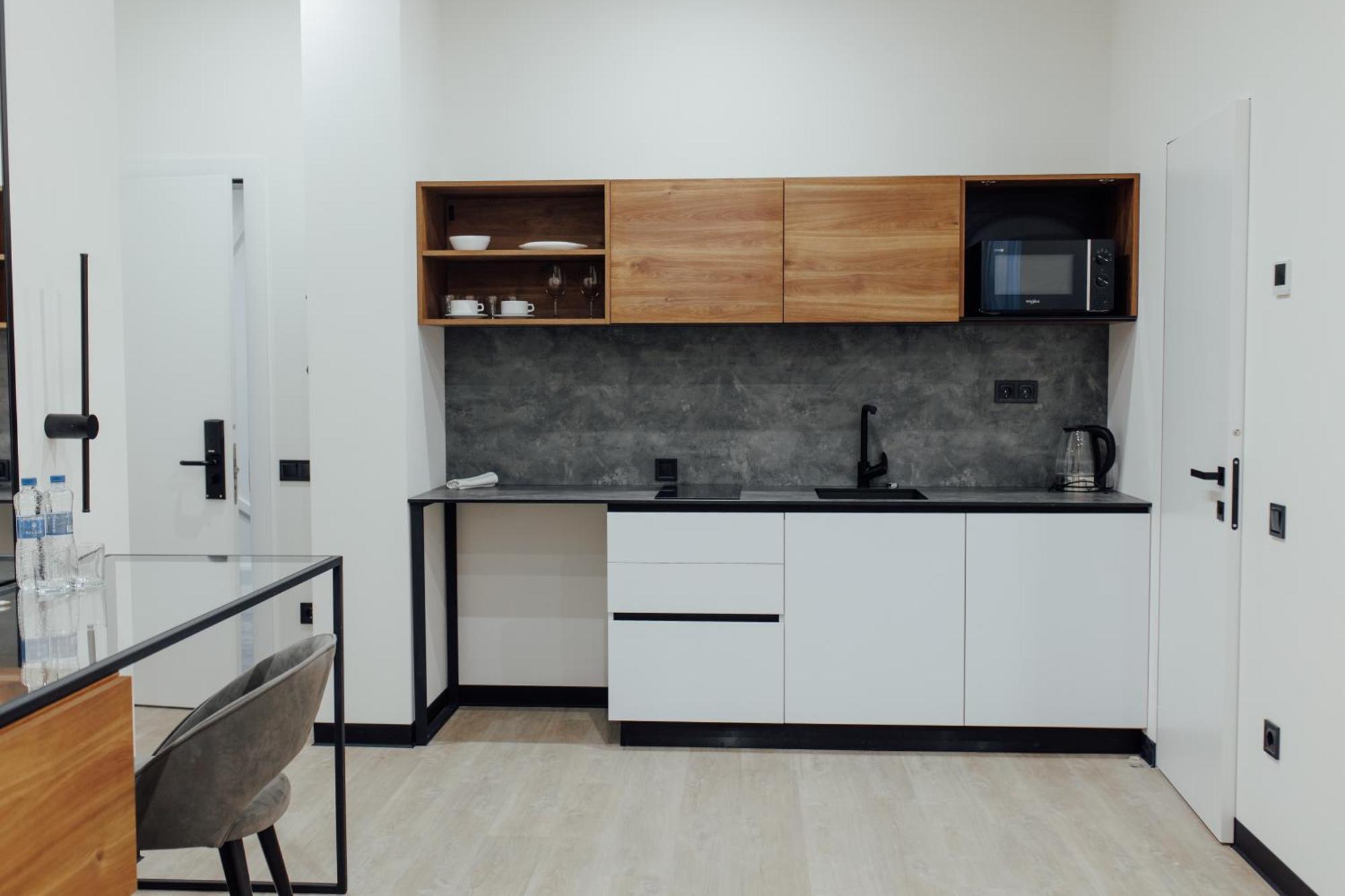Select Hotel Львов Экстерьер фото