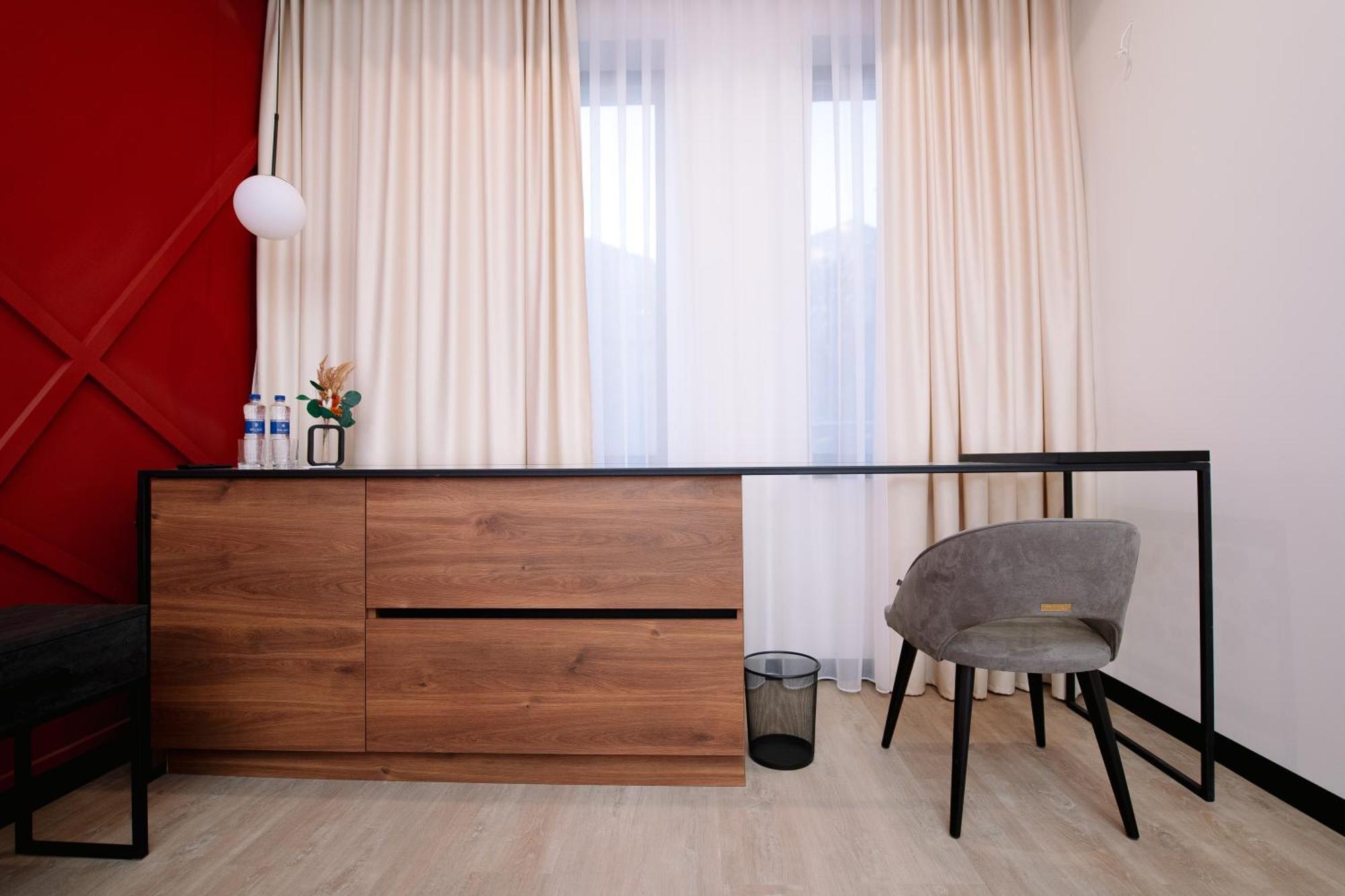 Select Hotel Львов Экстерьер фото