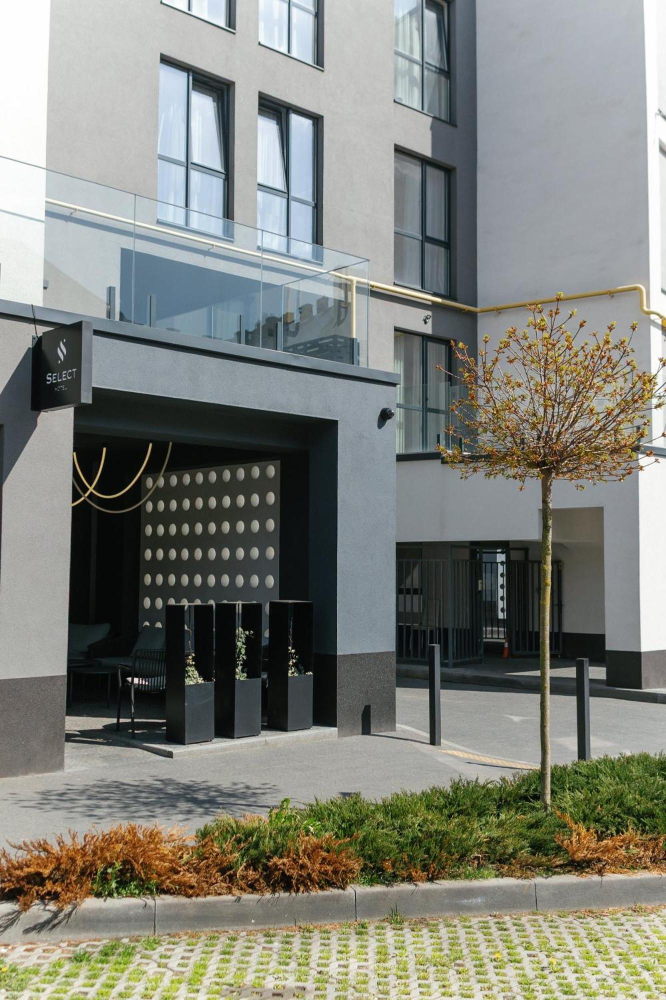 Select Hotel Львов Экстерьер фото