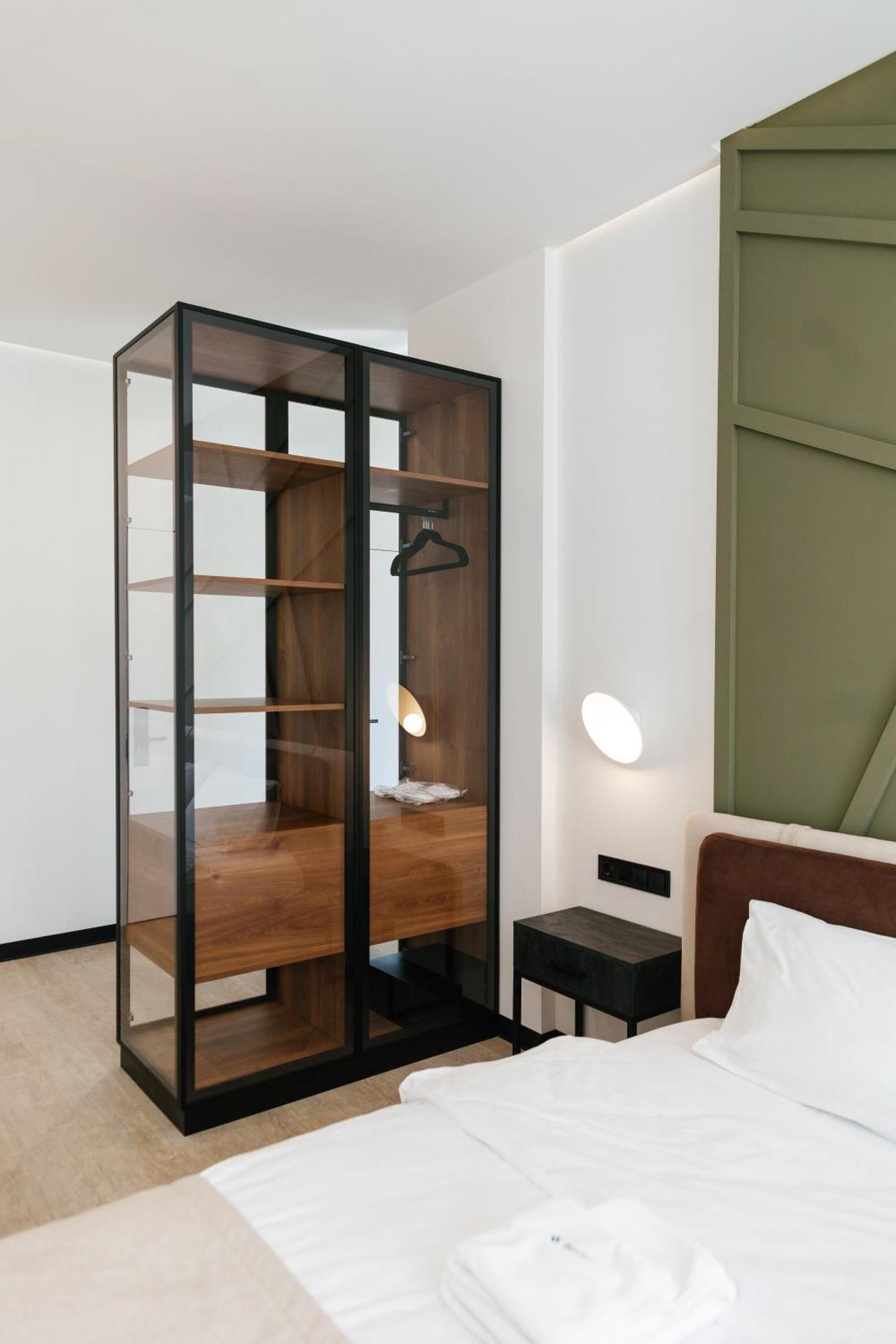 Select Hotel Львов Экстерьер фото